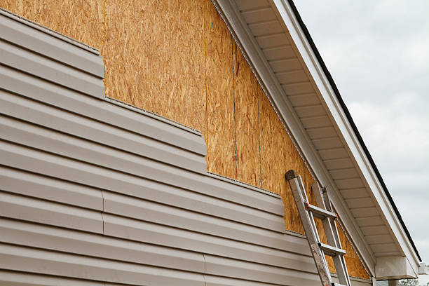 Professional Siding Repair technician working in New Salem, PA